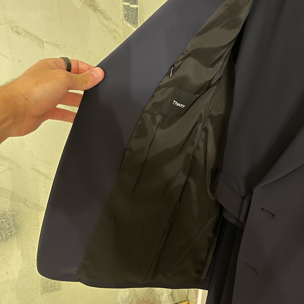 New Theory Clinton Suit in Precision Ponte (38R and 29) - Picture 7 of 8